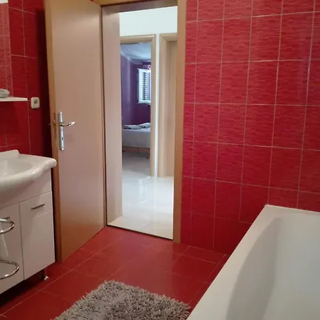 With Private Pool アパート