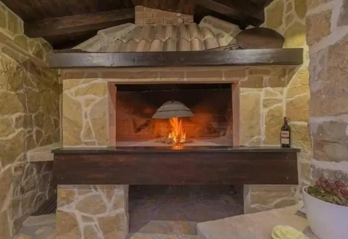 With Private Pool Apartman